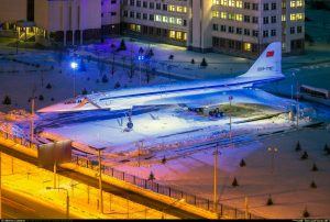 Ту-144 в Казани теперь светится