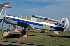 Як-18А