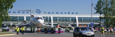 В Толмачёво установлен самолёт-памятник Ту-154