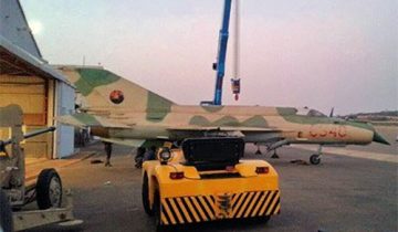Захваченный вооруженными силами ЮАР после вынужденной посадки в Намибии 14.12.1988 истребитель МиГ-21бис (ангольский бортовой номер С340) ВВС Анголы (с) www.defenceweb.co.za