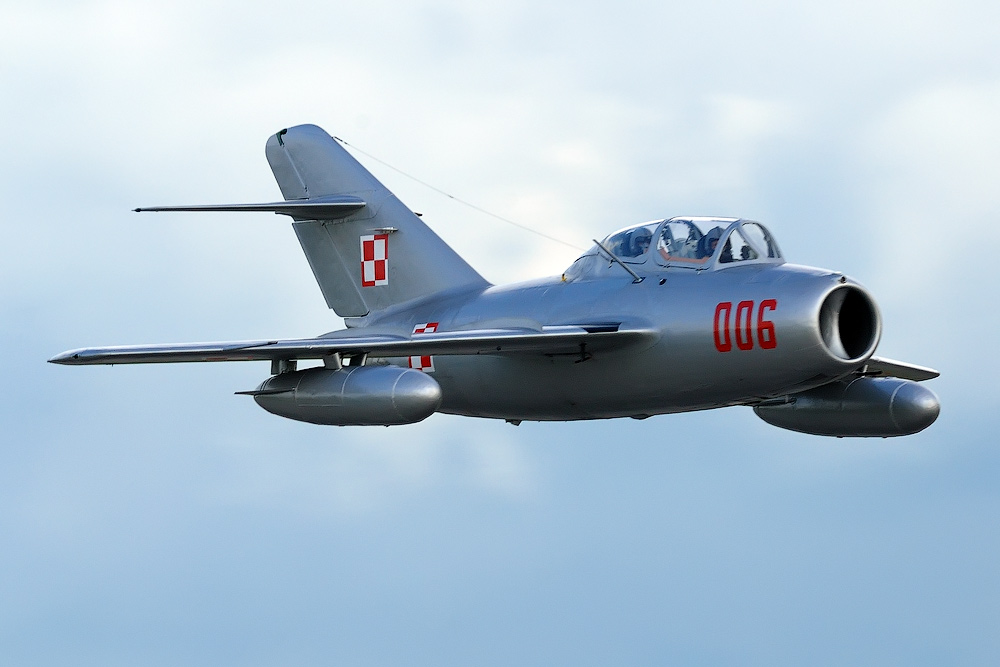 Советские реактивные самолеты. Миг 15. Mig 15. Самолёт миг-15бис. Самолет миг 15.
